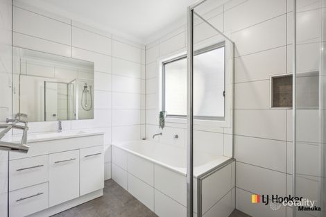 Property photo of 8 Folvig Close Strathnairn ACT 2615