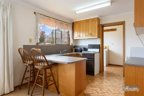 Property photo of 10 Sunset Lane Penguin TAS 7316
