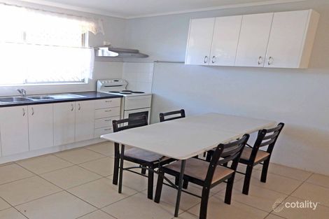 2/6 Stanley St, The Gap, QLD 4825