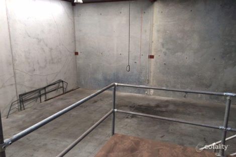 9 Discovery Dr, Bibra Lake, WA 6163