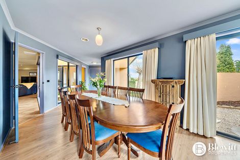 Property photo of 12 Gabriel Avenue Jerrabomberra NSW 2619