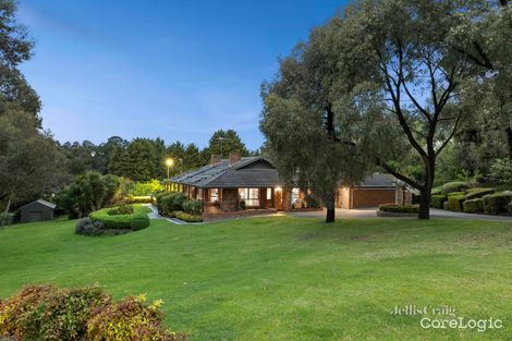 Property photo of 8 Tuscany Rise Templestowe VIC 3106