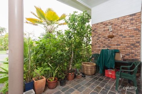Property photo of 2/16 Nesbit Street Whitfield QLD 4870