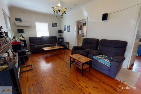 Property photo of 38 Glenroi Avenue Orange NSW 2800