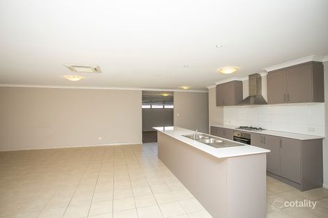 Property photo of 5 Parrot Close Singleton WA 6175