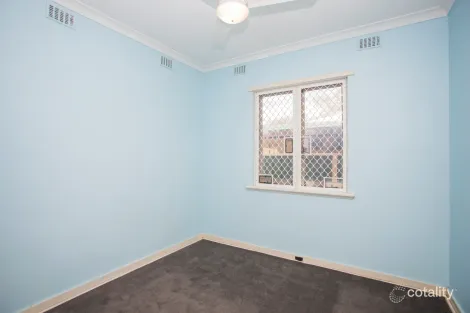 Property photo of 69 Scanlon Way Lockridge WA 6054