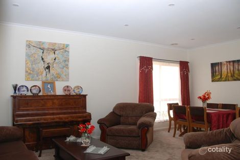 Property photo of 26 Blue Range Crescent Lynbrook VIC 3975