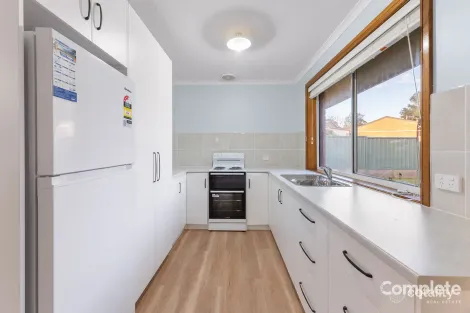 Property photo of 14 Balambool Avenue Mount Gambier SA 5290