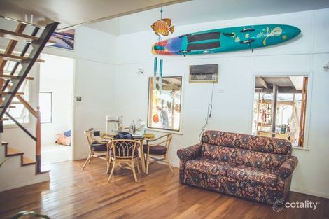 Property photo of 17 Elderslie Street Winton QLD 4735