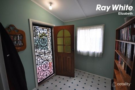 Property photo of 10 Manningford Road Elizabeth South SA 5112