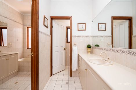 Property photo of 14 Conlon Rise Athelstone SA 5076