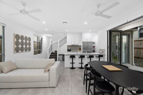 Property photo of 26A Henderson Everton Hills QLD 4053