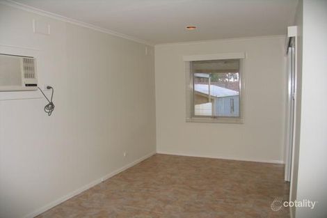 Property photo of 8 Makin Road Ingle Farm SA 5098