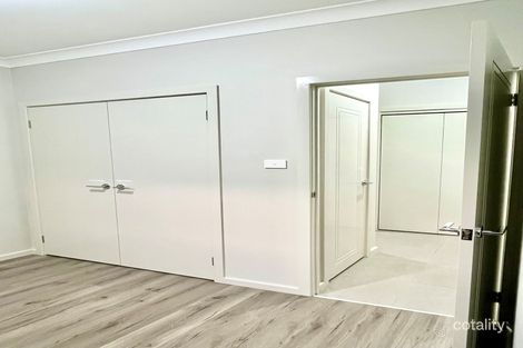 12 Zeppelin Rd, Edmondson Park, NSW 2174