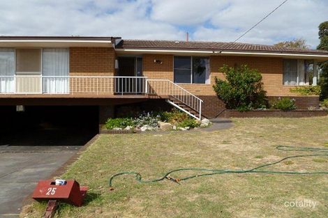25 Mackay Way, Hillarys, WA 6025