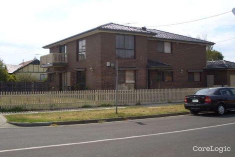 Property photo of 2/535 South Road Bentleigh VIC 3204