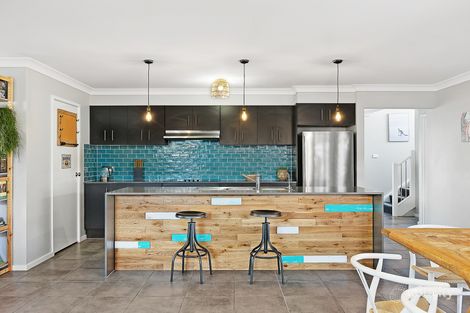 Property photo of 5 Bimbla Avenue Dolphin Point NSW 2539