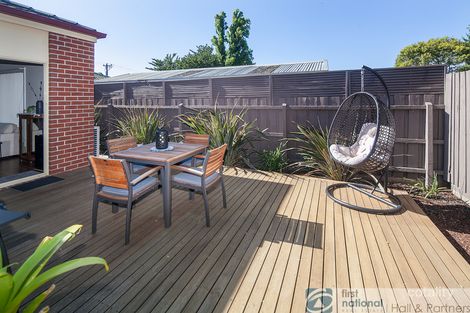 Property photo of 2/16 Roberts Road Cranbourne VIC 3977