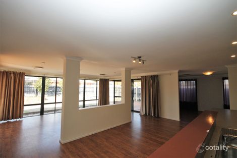 Property photo of 28 Glenfield Drive Australind WA 6233