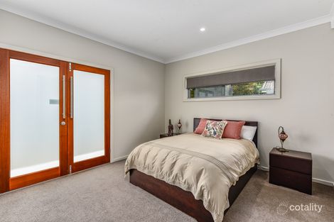 Property photo of 33 Wyatt Street Mount Gambier SA 5290