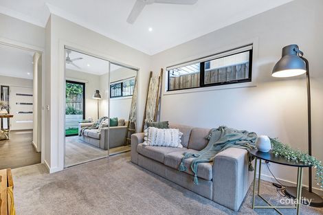 Property photo of 2 Chloe Court Rowville VIC 3178