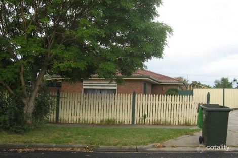 9 Baguley Cres, Kings Park, VIC 3021