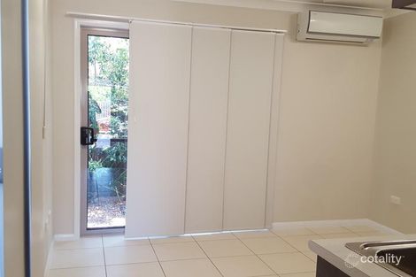 Property photo of 2/28 Bushlark Street Oonoonba QLD 4811