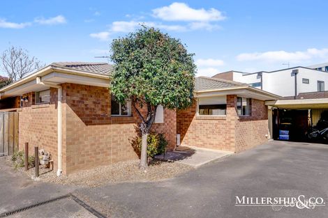 Property photo of 2/5 Kelvin Grove South Morang VIC 3752