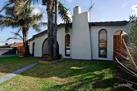 19 Robin St, Port Noarlunga South, SA 5167