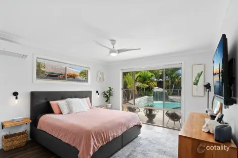 Property photo of 27 Protea Court Robina QLD 4226