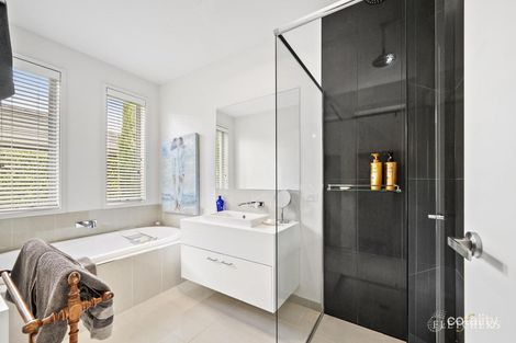 Property photo of 125 Aspect Parade Alfredton VIC 3350