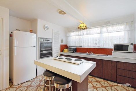 Property photo of 10 Waddington Crescent Springvale South VIC 3172