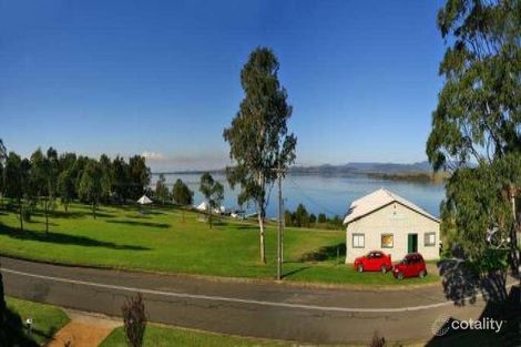 Property photo of 4 Rushton Drive Kanahooka NSW 2530