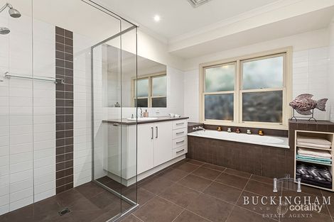 Property photo of 56 Leane Drive Eltham VIC 3095