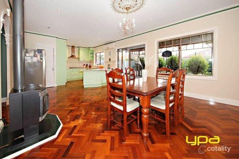 Property photo of 6 Coogee Place Burnside VIC 3023