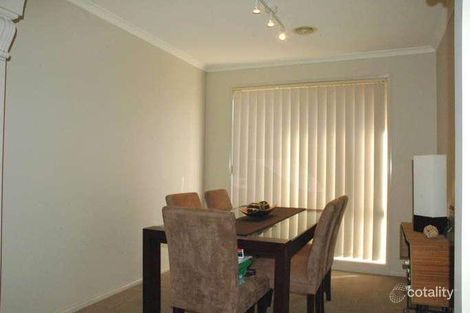 Property photo of 1 Sinatra Way Cranbourne East VIC 3977