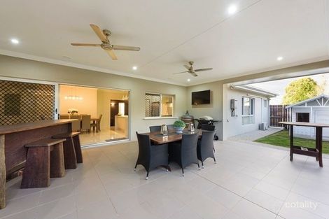 Property photo of 13 Dunbar Court Highfields QLD 4352