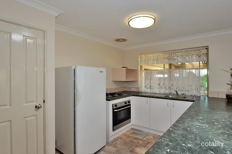 Property photo of 11 Hillview Rise Cooloongup WA 6168