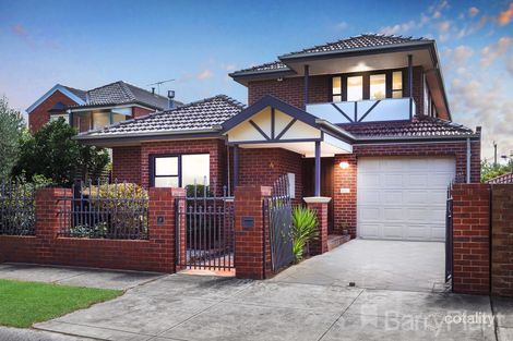 Property photo of 4 Kallara Grove Maribyrnong VIC 3032