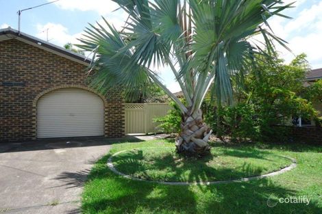 Property photo of 1/43 Milton Avenue Paradise Point QLD 4216