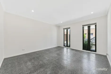 Property photo of 5 Elder Court Carrum Downs VIC 3201