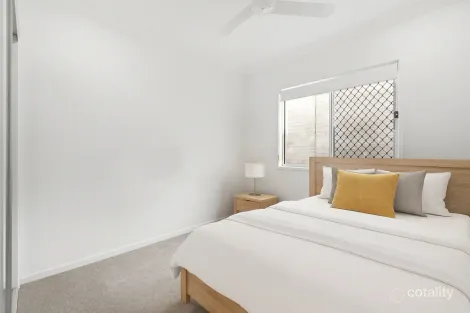Property photo of 9 Kirkley Road Logan Reserve QLD 4133