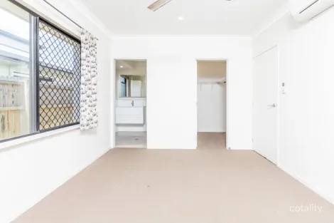 Property photo of 19 Singleton Close Smithfield QLD 4878