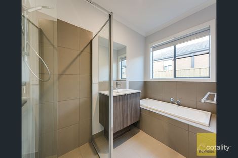 Property photo of 4 Riches Street Tarneit VIC 3029