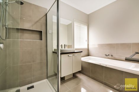 Property photo of 88 Bandicoot Loop Tarneit VIC 3029