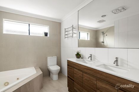 Property photo of 23 Carramar Street Mornington VIC 3931