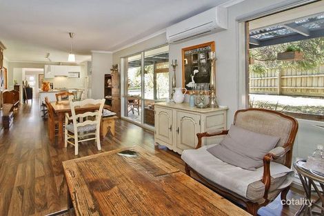 Property photo of 61 Deschamp Court Rowville VIC 3178