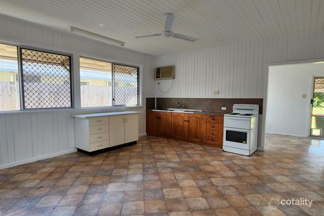 46 Birch St, Manunda, QLD 4870