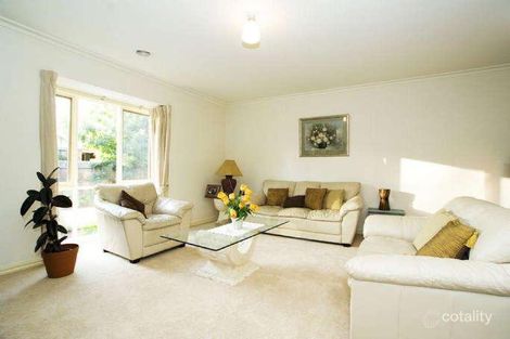 Property photo of 2/31 Vinter Avenue Croydon VIC 3136