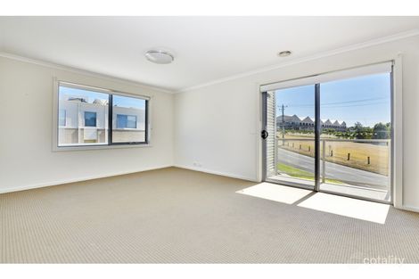 Property photo of 9 Vista Circuit Westmeadows VIC 3049
